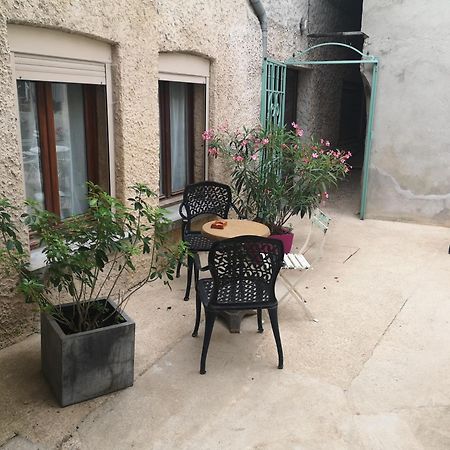 הוטווילר Cottage Au Terminus מראה חיצוני תמונה